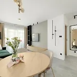 Comfortable Apartment, Sauna And Indoor Pool Dziwnów