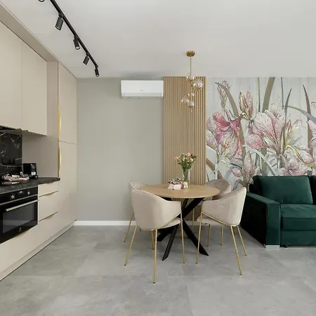 Comfortable Apartment, Pool, Sauna, Fitness