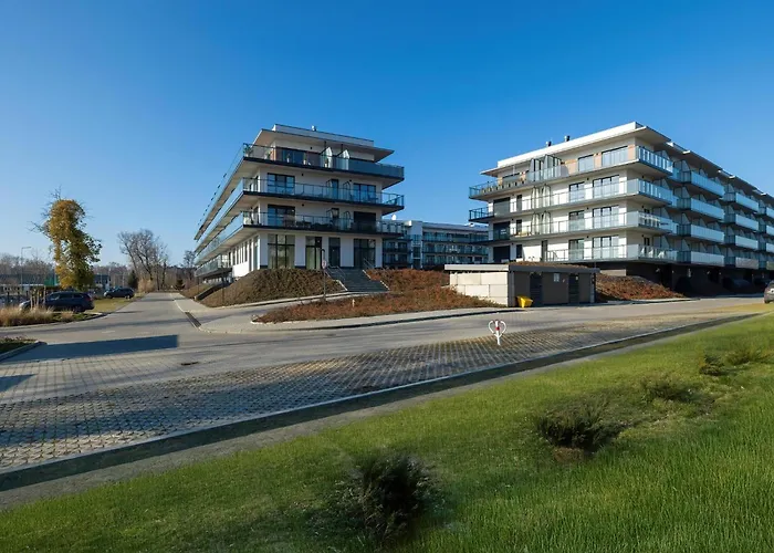 In By River And Διαμέρισμα *