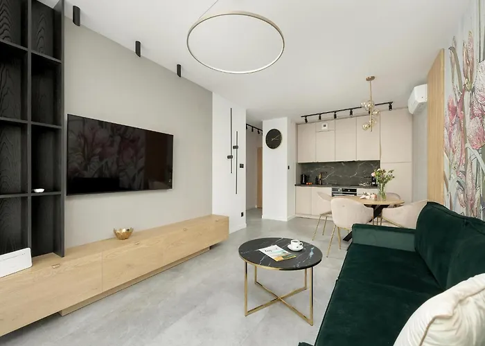 In By River And Διαμέρισμα Dziwnów